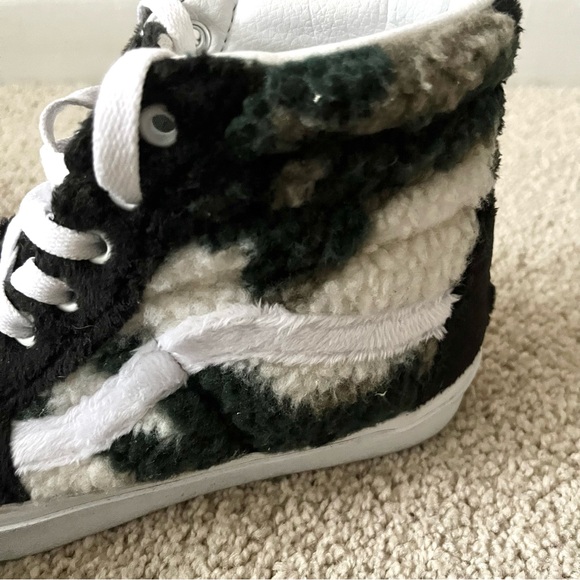 Sherpa Vans - Picture 2 of 6